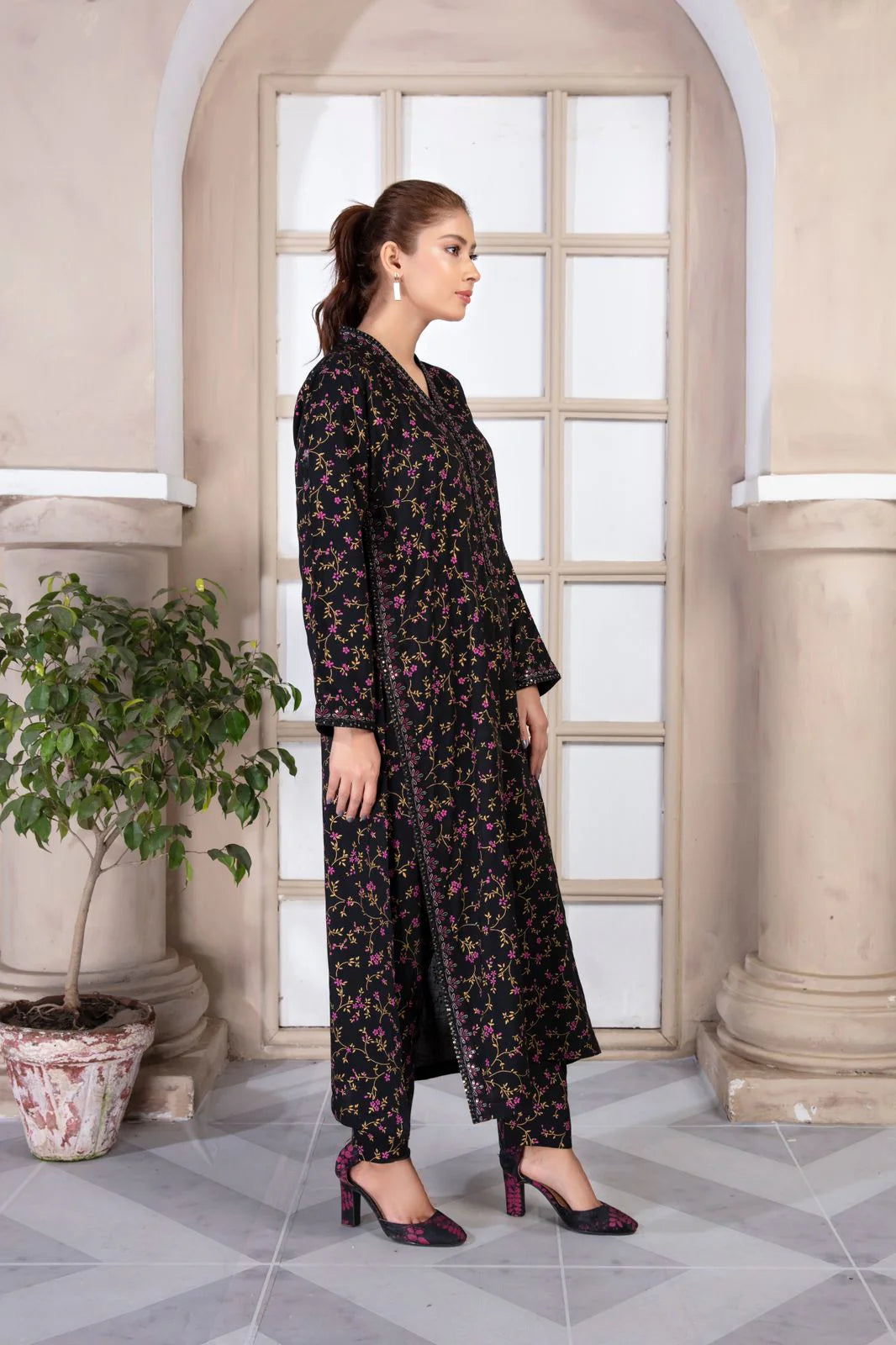 Black Rose Printed Stitched 2pc with Embroided borders all over( Delivery Before Eid )